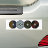 バイキングの盾の壁 バンパーステッカー (車上)