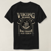 バイキングの走血が私の静脈を – Norse Mytholo Tシャツ (デザイン正面)