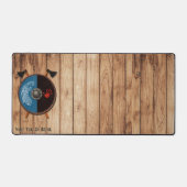 バイキングシールドと軸 デスクマット (正面)