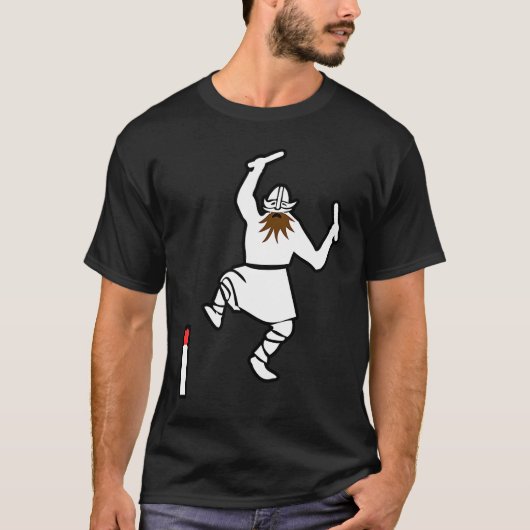 バイキングチェスバイキングはクブの王を攻撃する Tシャツ (正面)