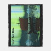 バイキング船とノーザンライト フリースブランケット (正面)