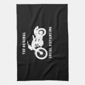 バイクおもしろいオリジナルソーシャル距離 キッチンタオル (縦)