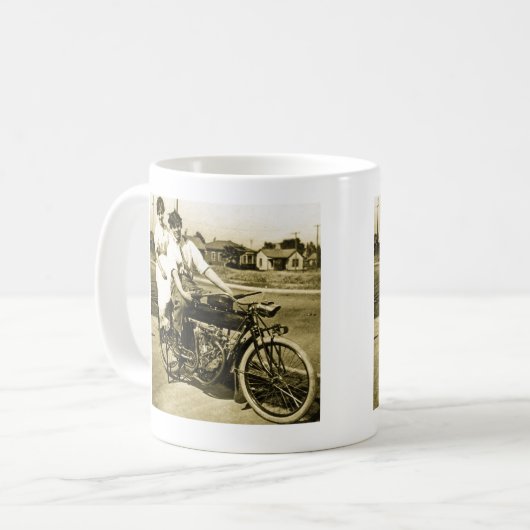 バイクでの愛デートすることの勝利ヴィンテージ コーヒーマグカップ (正面左)