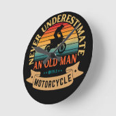 バイクに乗ったおじいさんをナメるな ラウンド壁時計 (傾斜)