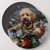 バイクに乗ったコックパウドクリスマス 缶バッジ (正面&裏面)