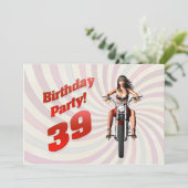 バイクに乗った女の子と39歳の誕生日パーティー 招待状 (スタンド正面)