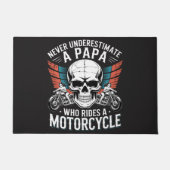 バイクに乗るパパライダー ドアマット (正面)