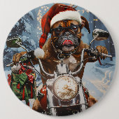 バイクに乗るボクサー犬のクリスマス 缶バッジ (正面)