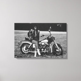 バイクのピンナップガール キャンバスプリント