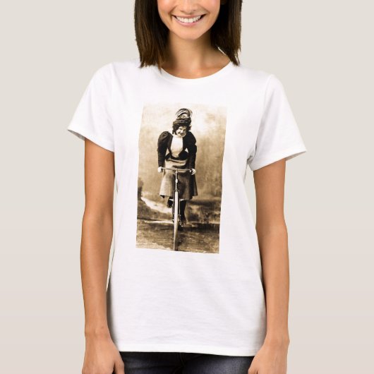 バイクのヴィンテージ1902年のMadge Lessing Tシャツ (正面)