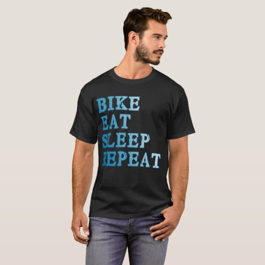 バイクは、プロダクトを食べましたり、眠りましたり、繰り返します Tシャツ (正面フル)