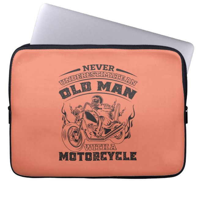 バイクへの老人の情熱、面白い ラップトップスリーブ (正面)