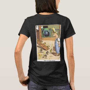バイクもしくは自転車に乗る人のひな女性の黒いTシャツ Tシャツ