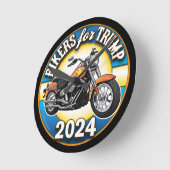 バイクもしくは自転車に乗る人のトランプ2024 – 愛国的サイクリング ラウンド壁時計 (傾斜)