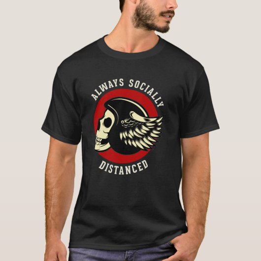 バイクもしくは自転車に乗る人の社会的距離チャンピオン Tシャツ (正面)