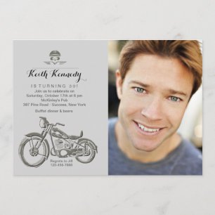 バイクもしくは自転車に乗る人の誕生日の写真の招待状 招待状