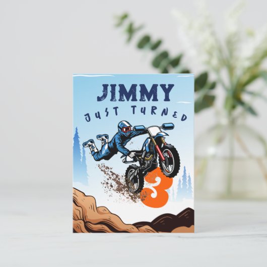 バイクもしくは自転車に乗る人キッドダートスタントバイバースデーパーティーカード シーズンポストカード (スタンド正面)