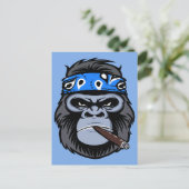 バイクもしくは自転車に乗る人ゴリラ喫煙喫煙シガーアニマルアート ポストカード (スタンド正面)