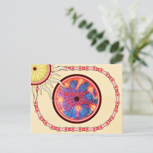 バイクもしくは自転車に乗る人サイクリストハッピーバースデー ポストカード (スタンド正面)