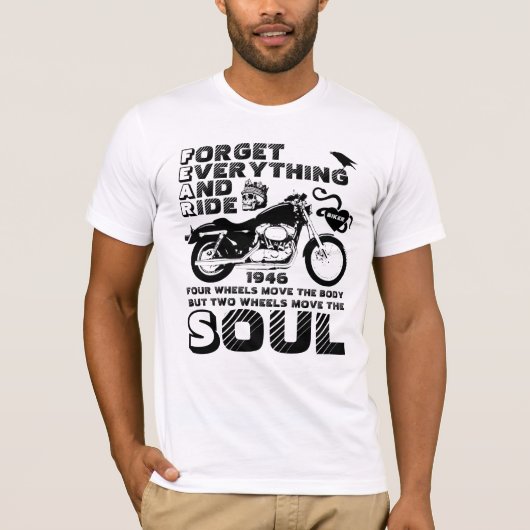 バイクもしくは自転車に乗る人パーソナライズされたソウル誕生日 Tシャツ (正面)