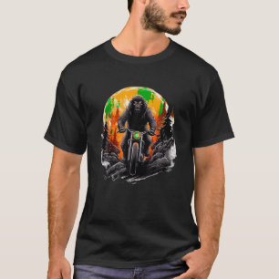 バイクもしくは自転車に乗る人ビッグフット乗用バイクTシャツ Tシャツ