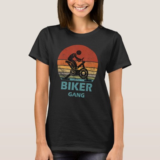 バイクもしくは自転車に乗る人集団スピンことわざジムトレーニング紡績クラス Tシャツ (正面)