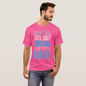 バイクもしくは自転車に乗る人 Tシャツ (正面フル)