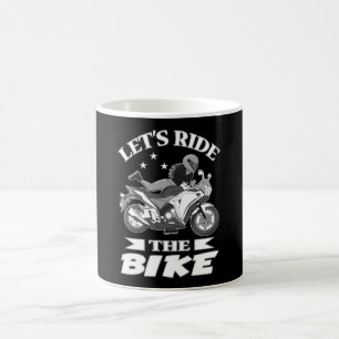 バイクバイクもしくは自転車に乗る人バイクウィメンズヴィンテージギフトアイディア コーヒーマグカップ