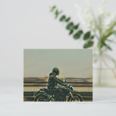 バイク愛好家のギフト ポストカード (スタンド正面)