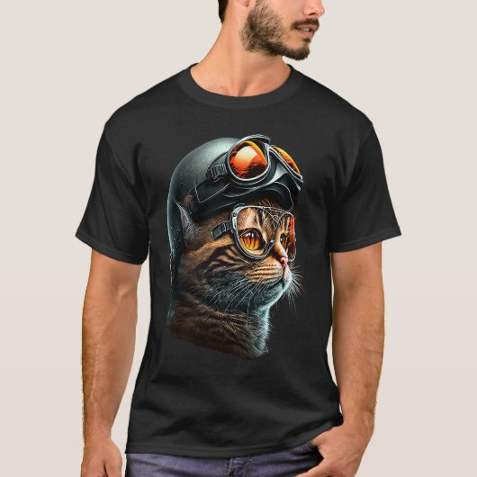 バイク用ヘルメットを被った猫 猫 2 Tシャツ (正面)