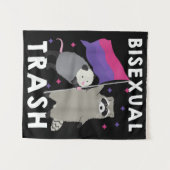 バイセクシュアルゴミゲイプライドレインボーLGBTラクーン タペストリー (正面(横))