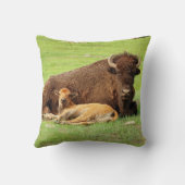 バイソンマザーアンドカーフ装飾用クッション クッション (裏面)