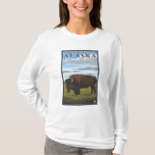 バイソン場面- Chitinaの河川流域、アラスカ Tシャツ (正面)