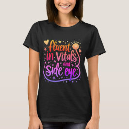 バイタルサインとチラ見ナースのTシャツ Tシャツ