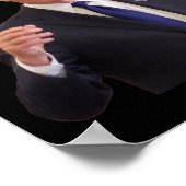 バイデン氏は2024年のトランプ帽をかぶっている ポスター (角)