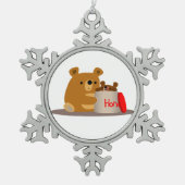 バイバイハニー！かわいいマンガベアーズピューターオーナメント スノーフレークピューターオーナメント (正面)