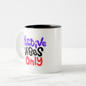 バイブ前向きのみマグ ツートーンマグカップ (正面左)