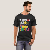 バイリンガル スペイン語教師 - 私の心は二つの鼓動 Tシャツ (正面フル)
