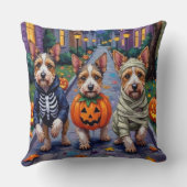 バイワーテリアのトリックまたはトリートハロウィーンの衣装 クッション (裏面)