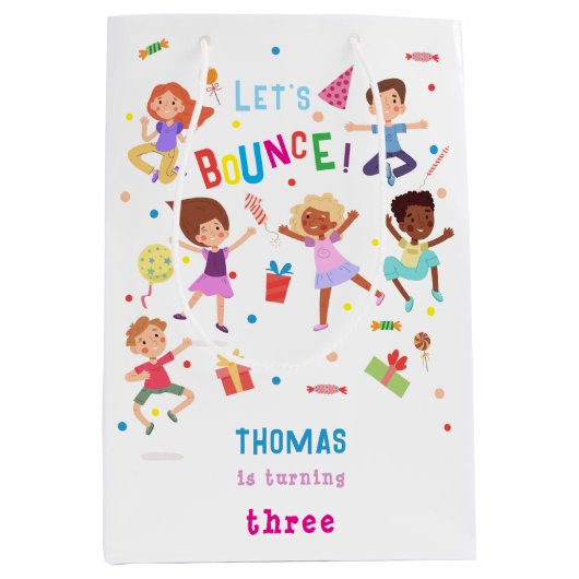 バウンスジャンピングパーク子供の誕生日 ミディアムペーパーバッグ (正面)