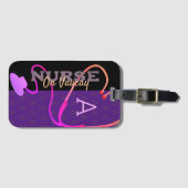 バカイナースモノグラムパタカラフルーンパープルブラック ラゲッジタグ (正面横)