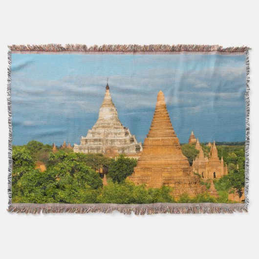 バガンの古代寺院とパゴダ スローブランケット (正面)