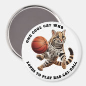 バクールスボールが遊好きの猫 マグネット (正面/裏面)