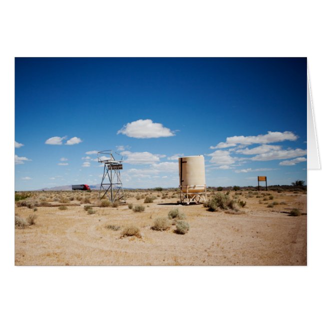 バグダッドのカフェ (正面横)