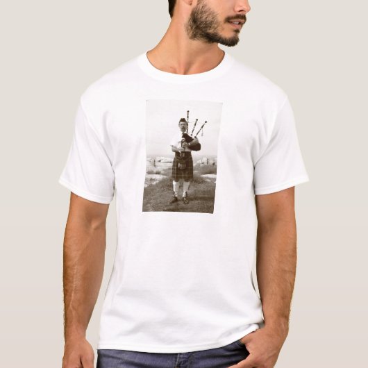 バグパイプ Tシャツ (正面)