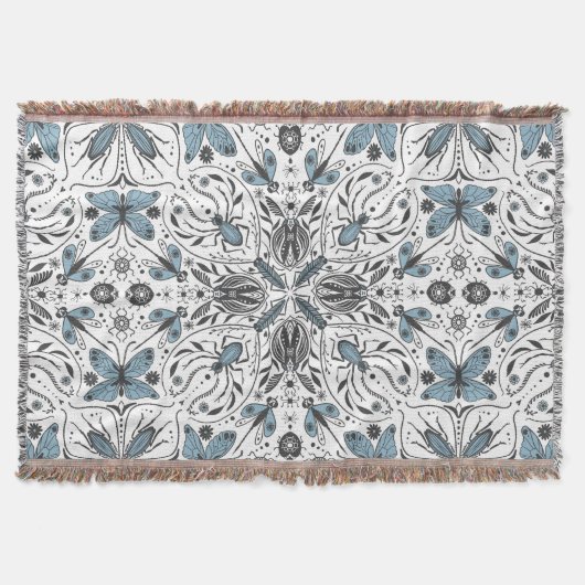 バグ、黒と青 スローブランケット (正面)