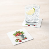バケットで摘んだ新鮮なイチゴ スクエアペーパーコースター (インサイチュ)