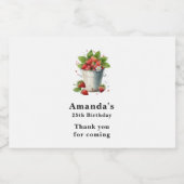 バケットで摘んだ新鮮なイチゴ スパークリングワインラベル (シングルラベル)