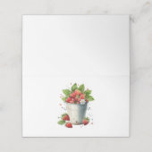 バケットで摘んだ新鮮なイチゴ プレイスカード (外部開封)