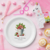 バケット誕生日で摘んだ新鮮なイチゴ ペーパープレート (パーティー)